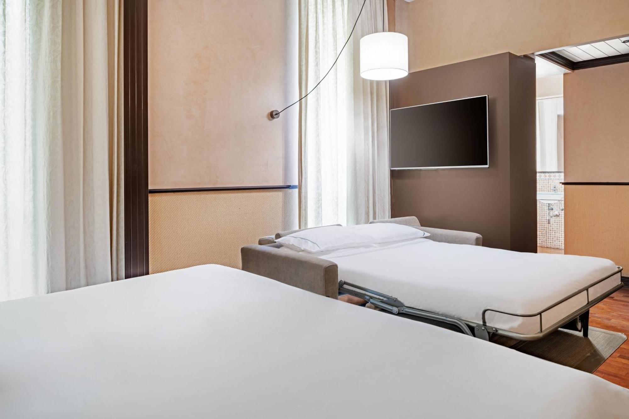 Ac Hotel Ciudad De Tudela By Marriott Bagian luar foto