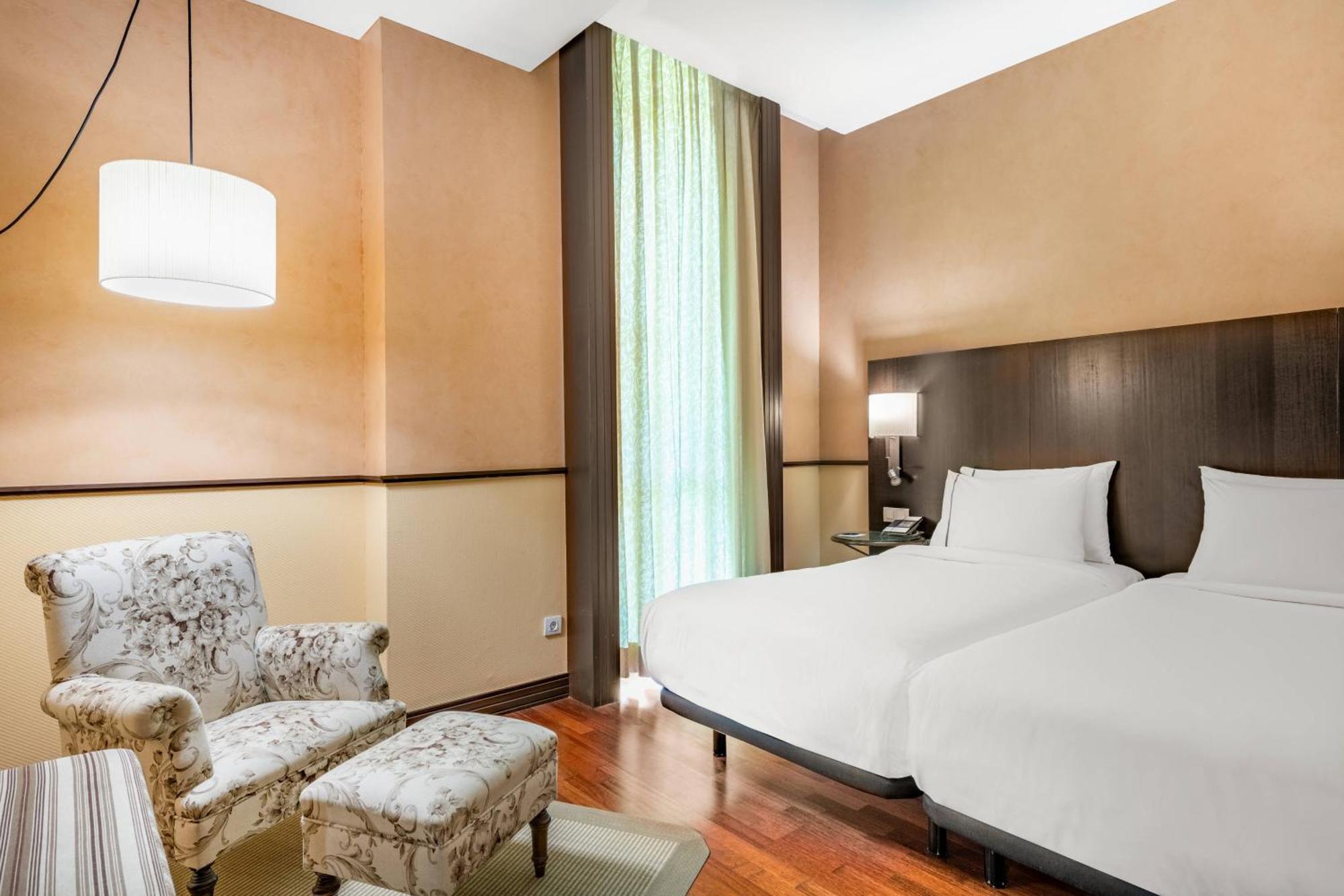 Ac Hotel Ciudad De Tudela By Marriott Bagian luar foto