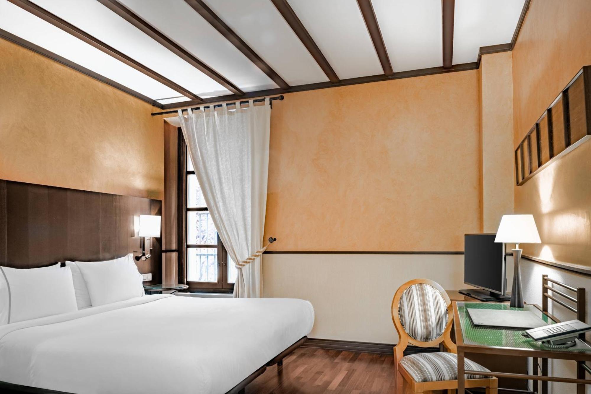 Ac Hotel Ciudad De Tudela By Marriott Bagian luar foto
