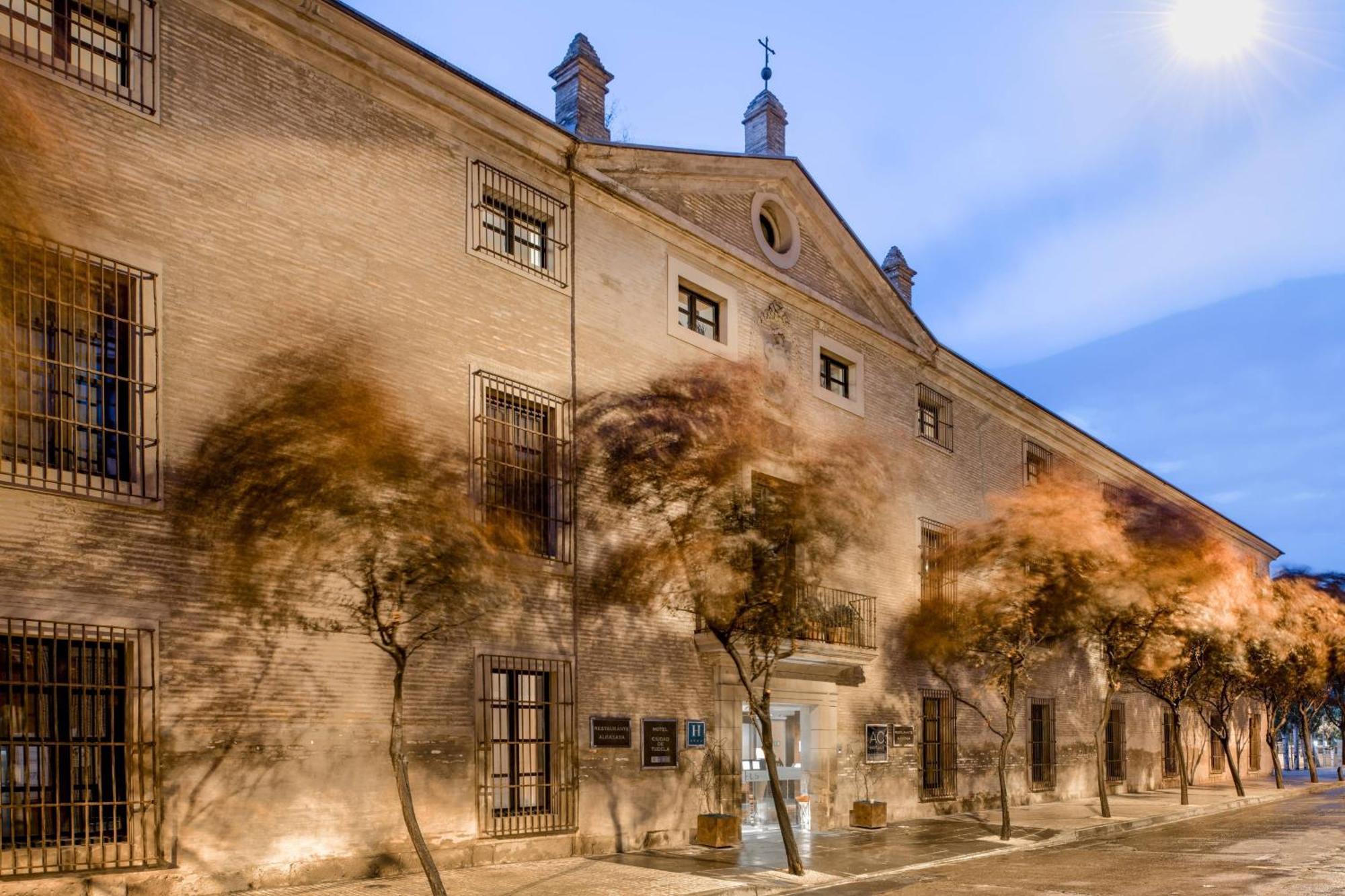 Ac Hotel Ciudad De Tudela By Marriott Bagian luar foto