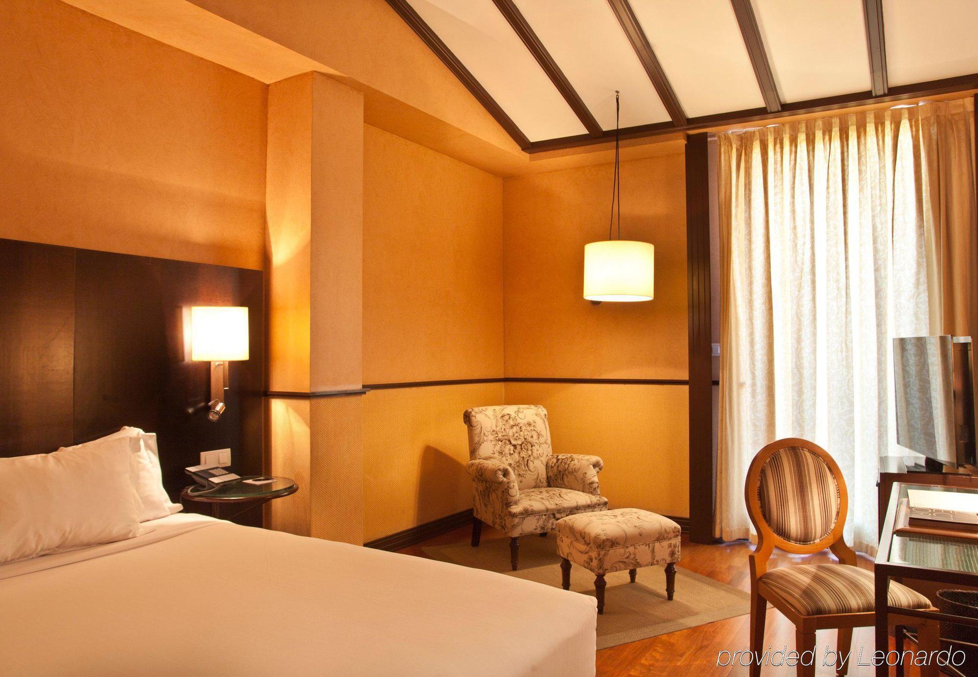 Ac Hotel Ciudad De Tudela By Marriott Ruang foto