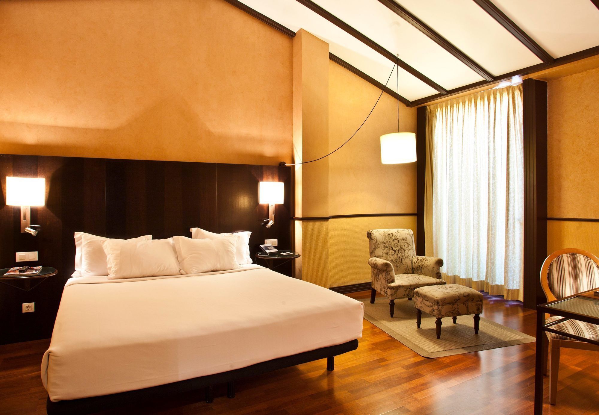 Ac Hotel Ciudad De Tudela By Marriott Ruang foto